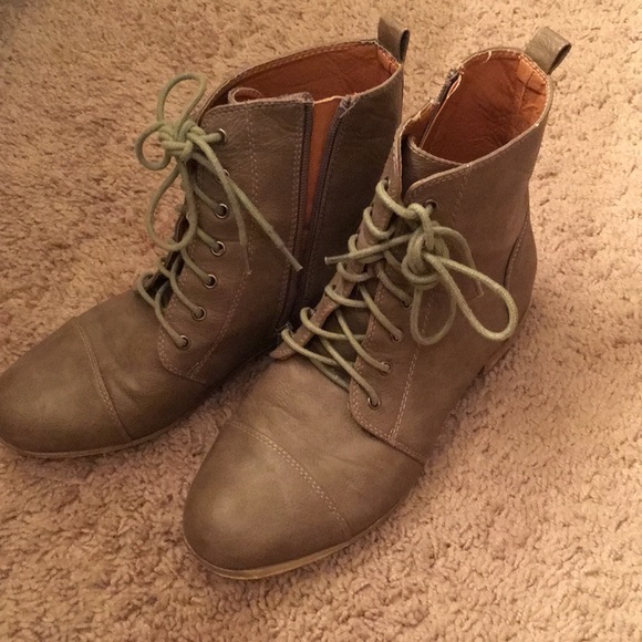 Green Lace-up Booties - Picture 1 of 4